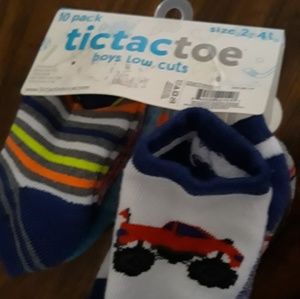 Brand new Boy low cut socks (10 pairs)
